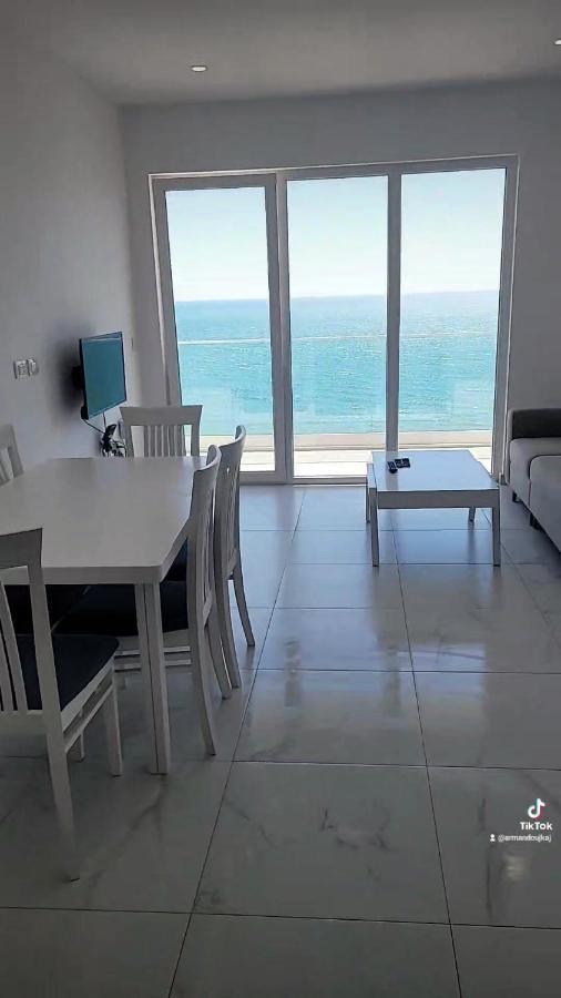 Apartament Amfora